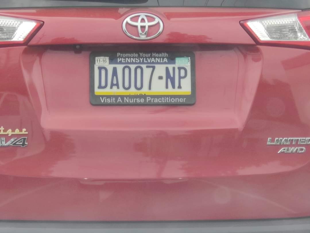 Toyota RAV4 with Pennsylvania vanity license plate "DA007-NP"